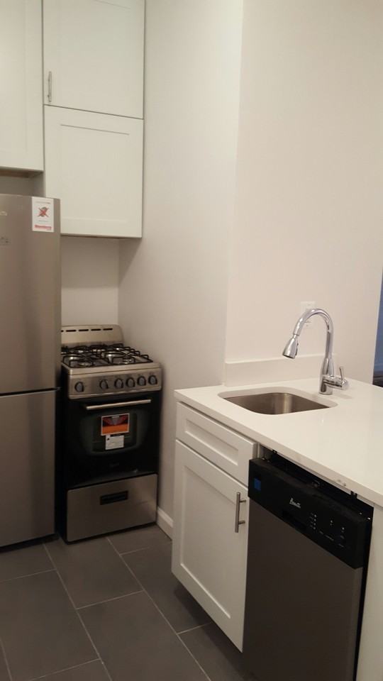 7 Carmine Street ##11