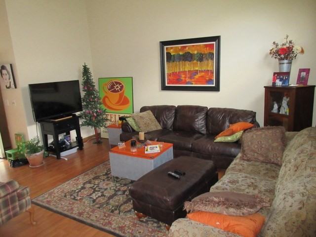 5 Redbud Ct - Photo 2 of 15