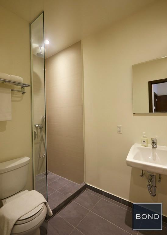 2 West 15th Street - Photo 2 of 4