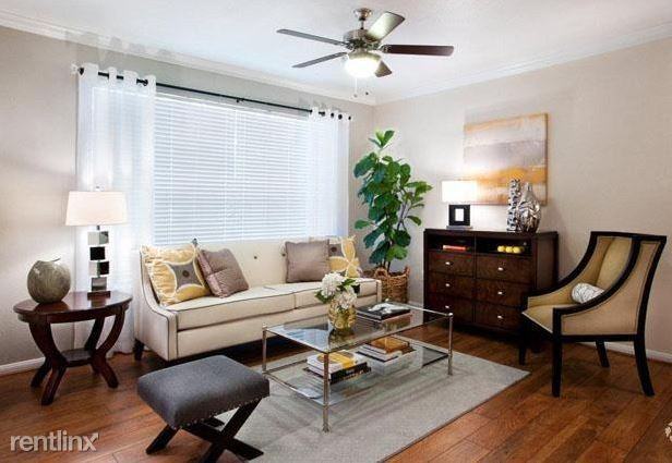 Westheimer Rd. and S. Voss Rd. ID 5932 - Photo 3 of 10