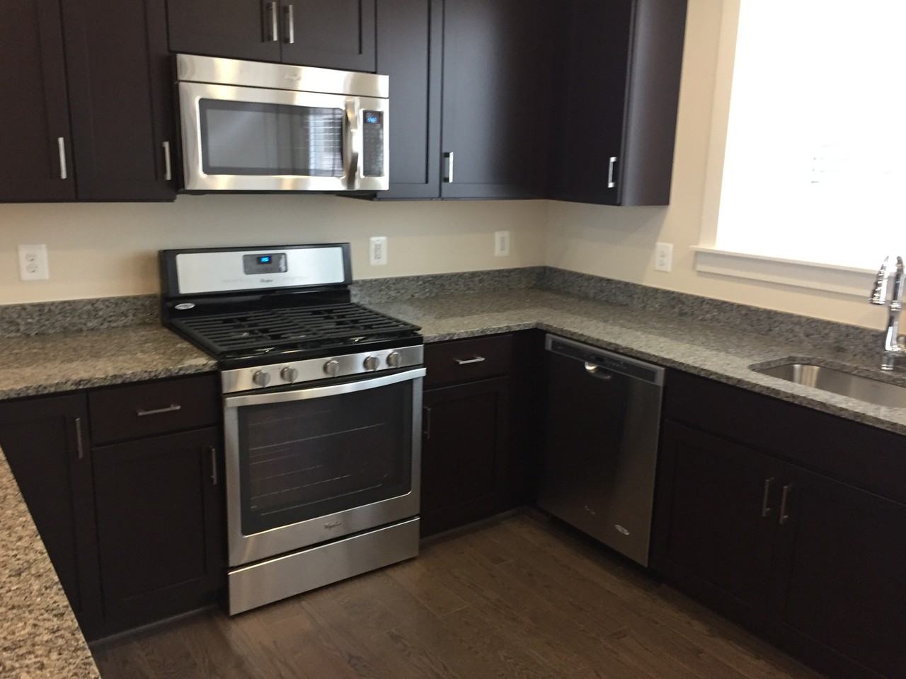 16608 Crabbs Branch Way - Photo 3 of 21