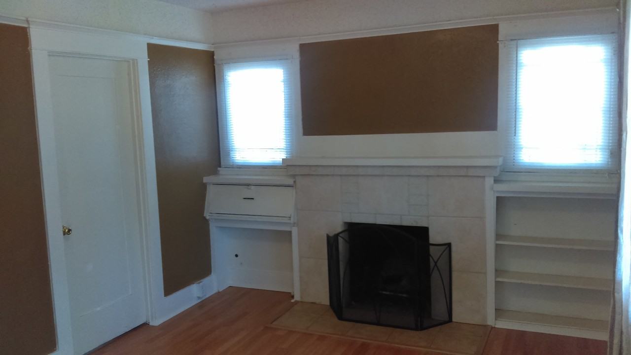 4793 Grove Ave - Photo 2 of 10