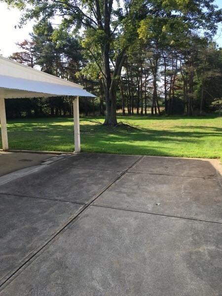 25864 Highland Rd - Photo 2 of 8