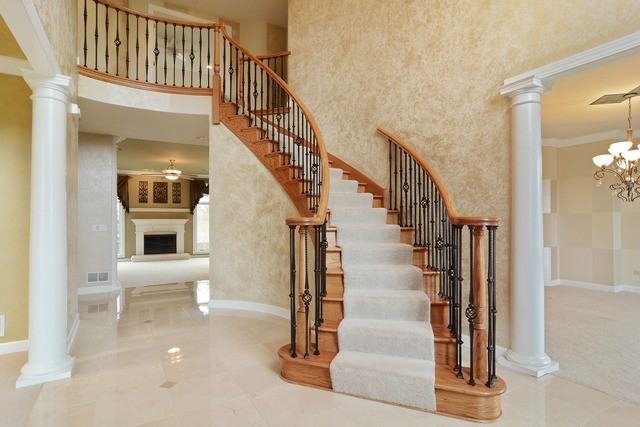 1730 Holly Ct - Photo 2 of 25
