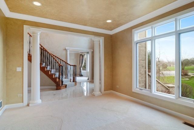 1730 Holly Ct - Photo 3 of 25