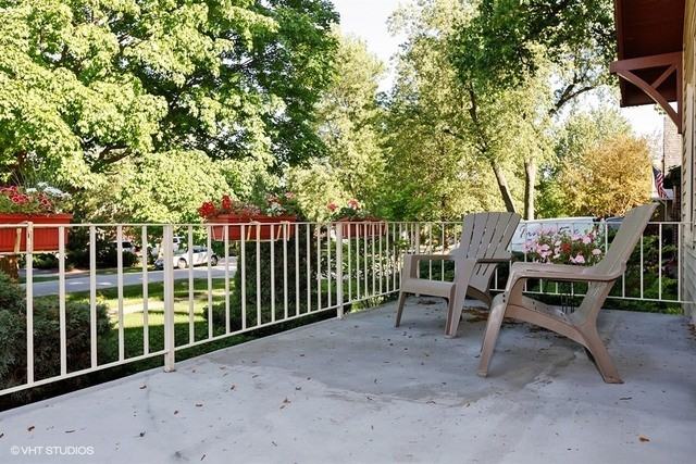 144 Tuttle Ave - Photo 3 of 25