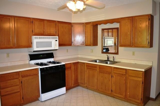 150 N Birch St #4 - Photo 2 of 11