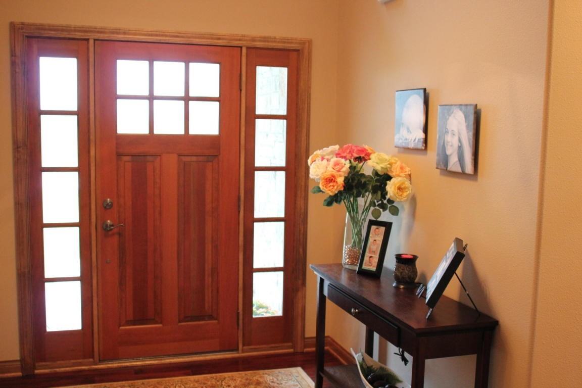 197 Hunters Crossing Ct - Photo 2 of 19