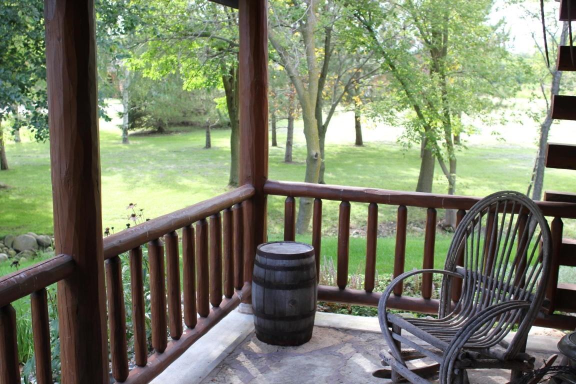 6460 Crooked Rd - Photo 2 of 24