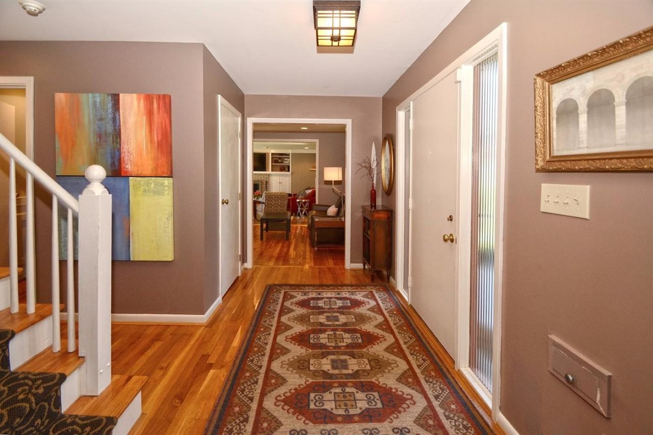 616 Hickory Hill Ln - Photo 3 of 25