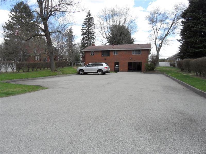 3122 Carson Ave - Photo 3 of 24