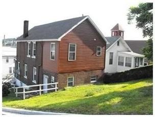 444 Chestnut St - Photo 2 of 14