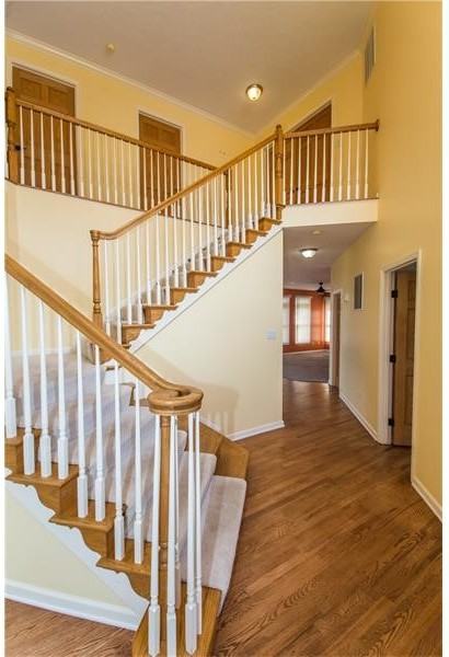 1476 Grandview Way - Photo 2 of 25