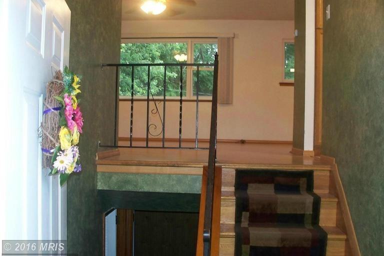 5633 Torquay Reach - Photo 2 of 8