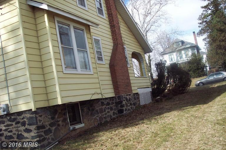 4109 Chatham Rd - Photo 3 of 30