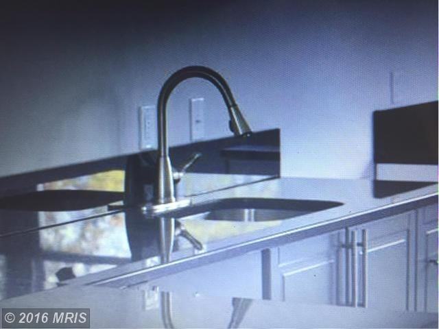 4313 Forest View Ave - Photo 3 of 11