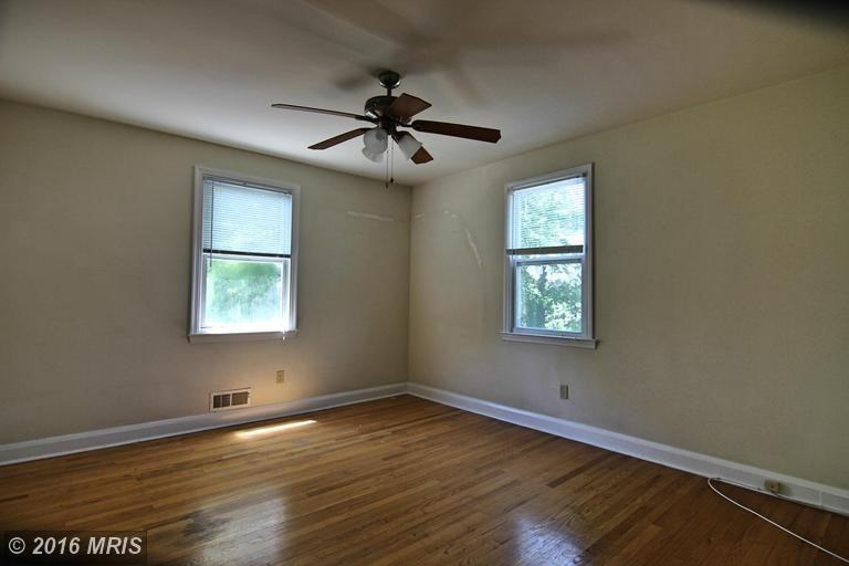 3509 E Joppa Rd - Photo 2 of 22