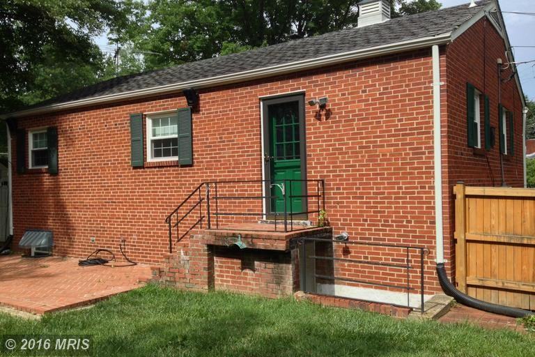 401 Sherrow Ave - Photo 2 of 8