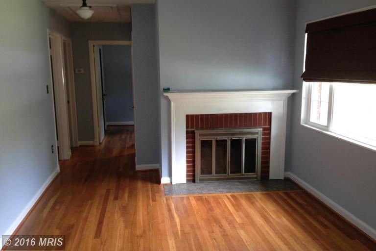 401 Sherrow Ave - Photo 3 of 8