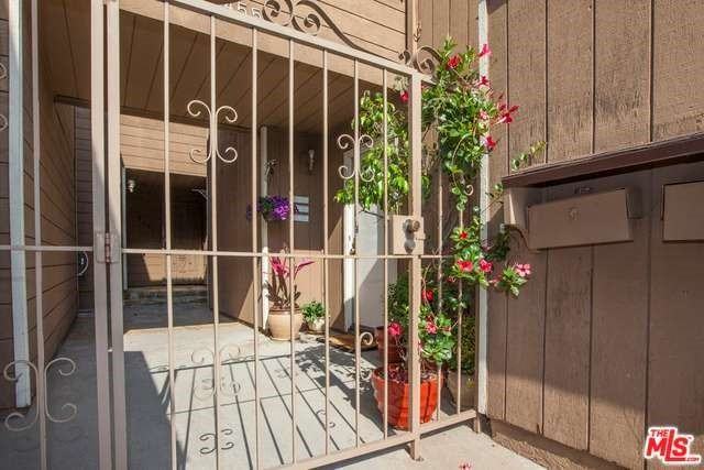 5453 S La Cienega Blvd - Photo 2 of 46