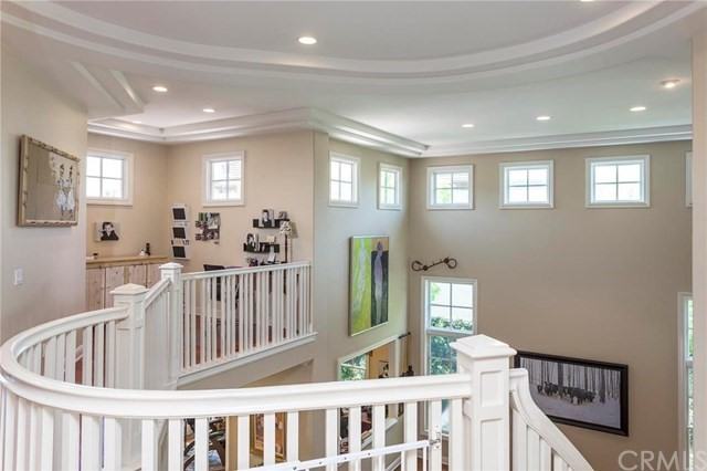 15 Singletree Dr - Photo 3 of 19