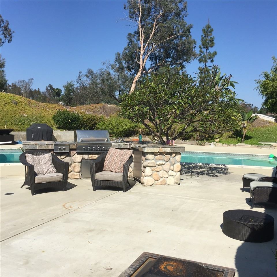 18065 Avenida Alondra - Photo 2 of 13