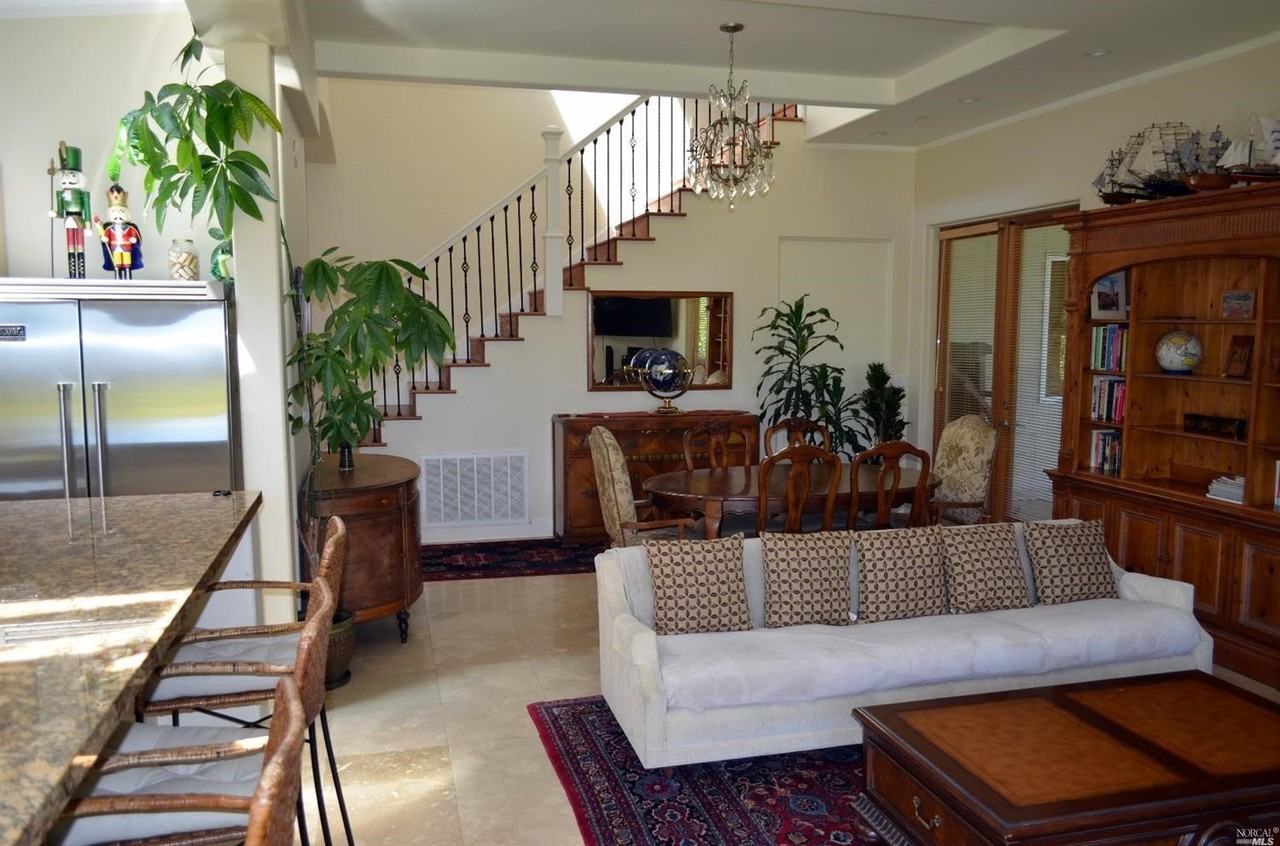 25 Bayview Terrace - Photo 3 of 23