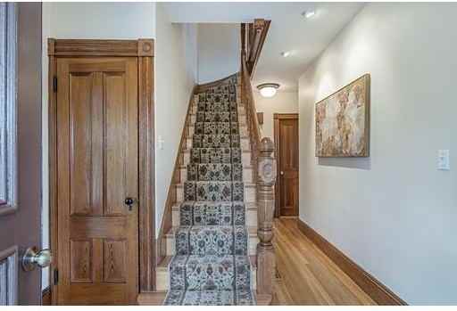 7 Raymond St - Photo 3 of 30