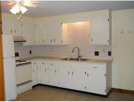 9 Chestnut St #14 - Photo 2 of 5