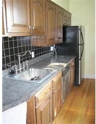 34 Andover St #A - Photo 3 of 10