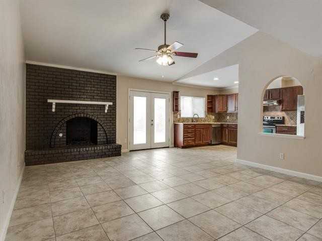 941 Mossvine Dr - Photo 3 of 25