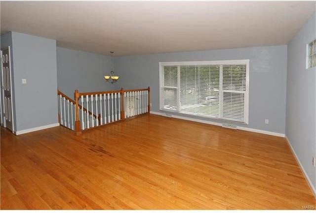 95 Thorncliff Ln - Photo 2 of 21