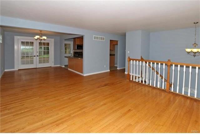 95 Thorncliff Ln - Photo 3 of 21