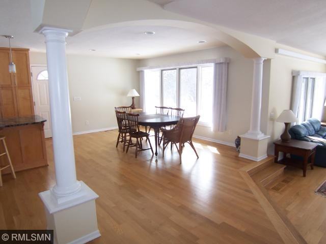 230 Marie Ave W - Photo 3 of 13