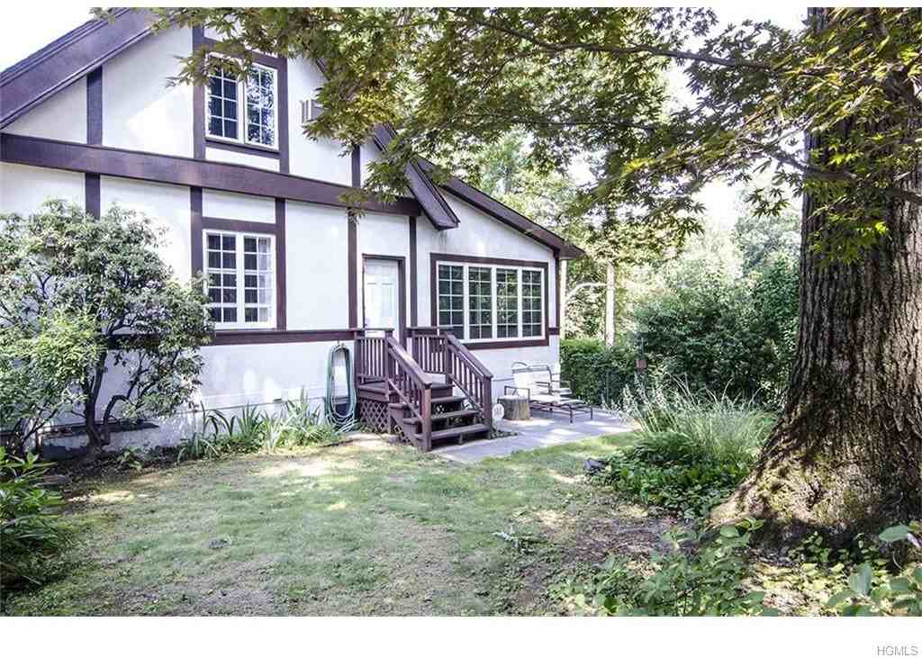 4 Lynwood Rd - Photo 3 of 11