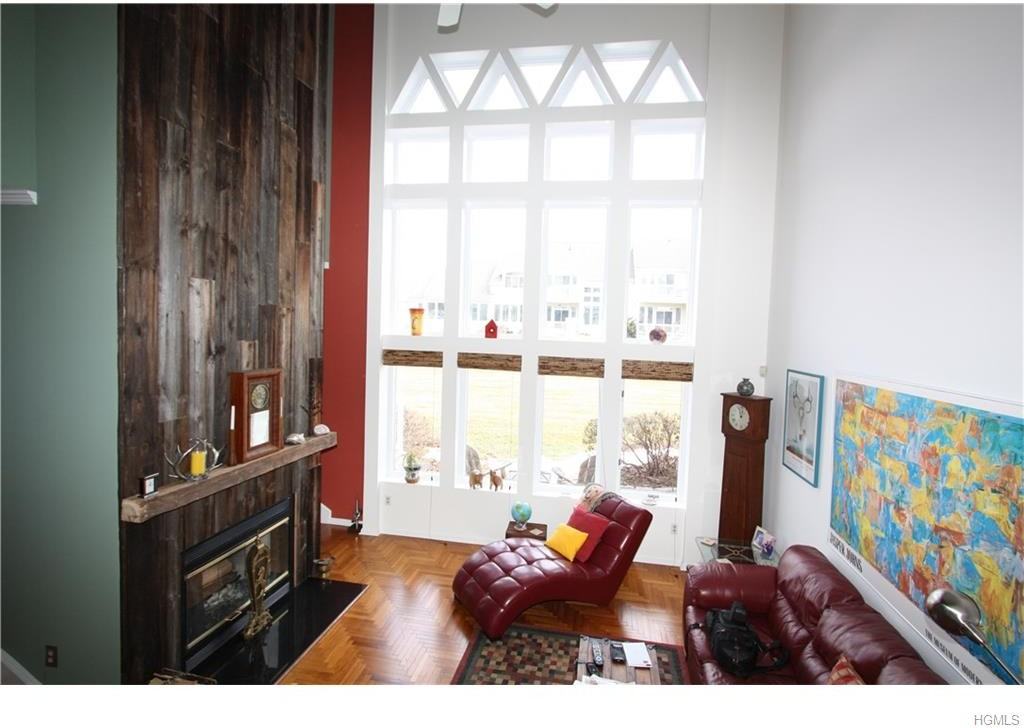 110 Abbottsford Gate - Photo 3 of 14