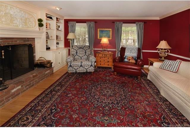 127 Great Pond Rd - Photo 3 of 24