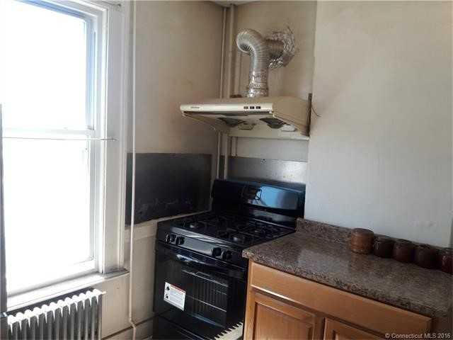 140 Howe St #2ndFL - Photo 2 of 11