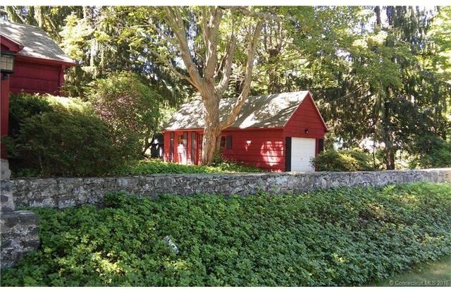14 Ingham Hill Rd - Photo 2 of 18