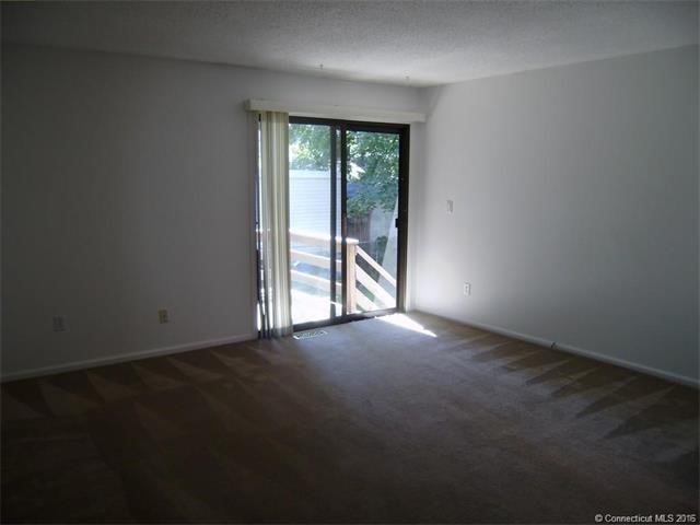 104 Seaside Ave #J - Photo 3 of 7