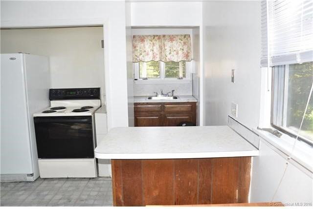 185 Branford Rd #2R - Photo 3 of 7