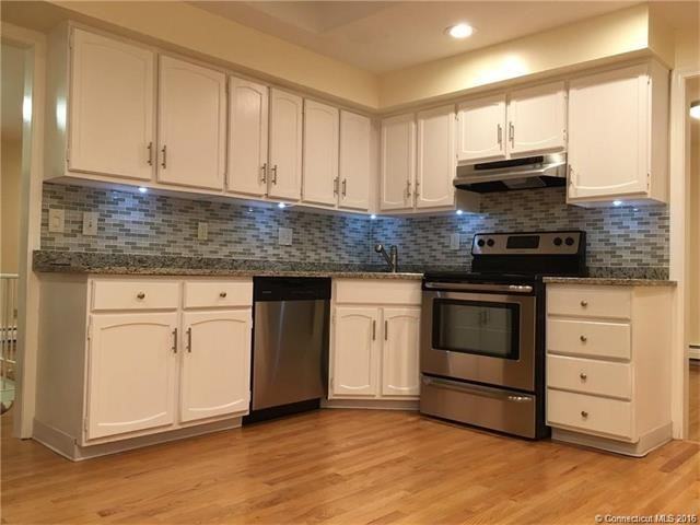 10 River Rd - Photo 3 of 18