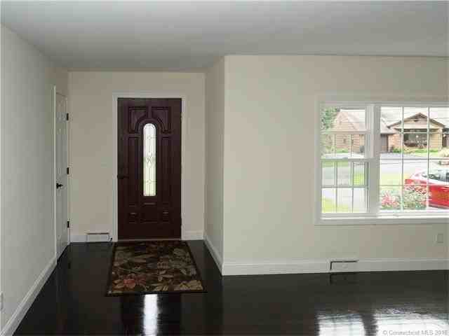 96 Dorman Rd - Photo 3 of 33