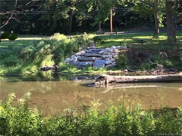 164 Riverhill Rd - Photo 3 of 4
