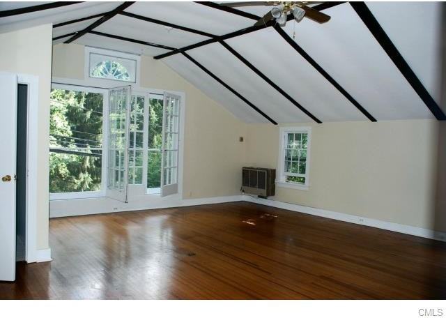 3 Yew St - Photo 3 of 9