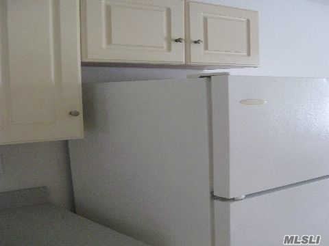 27 Ivy Rd - Photo 3 of 20
