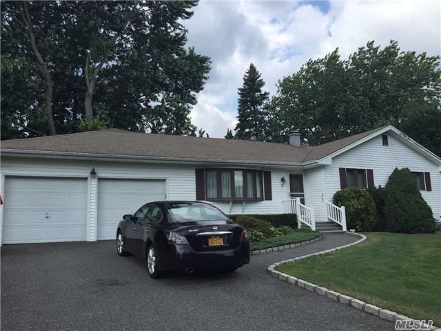 15 Donald St