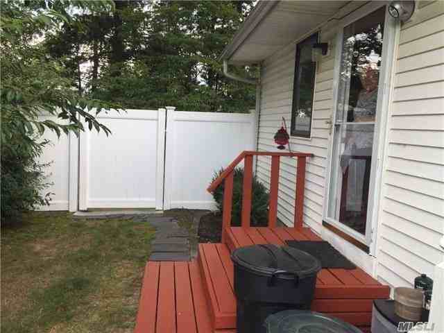 15 Donald St - Photo 2 of 11