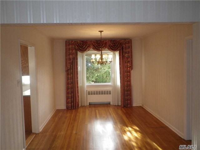 84 Clinch Ave - Photo 3 of 17