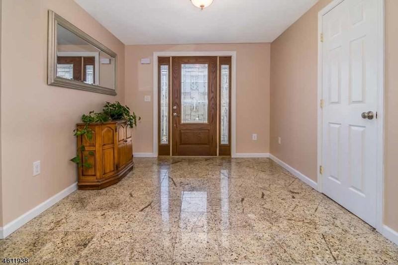 115 Cliffwood Rd - Photo 2 of 21